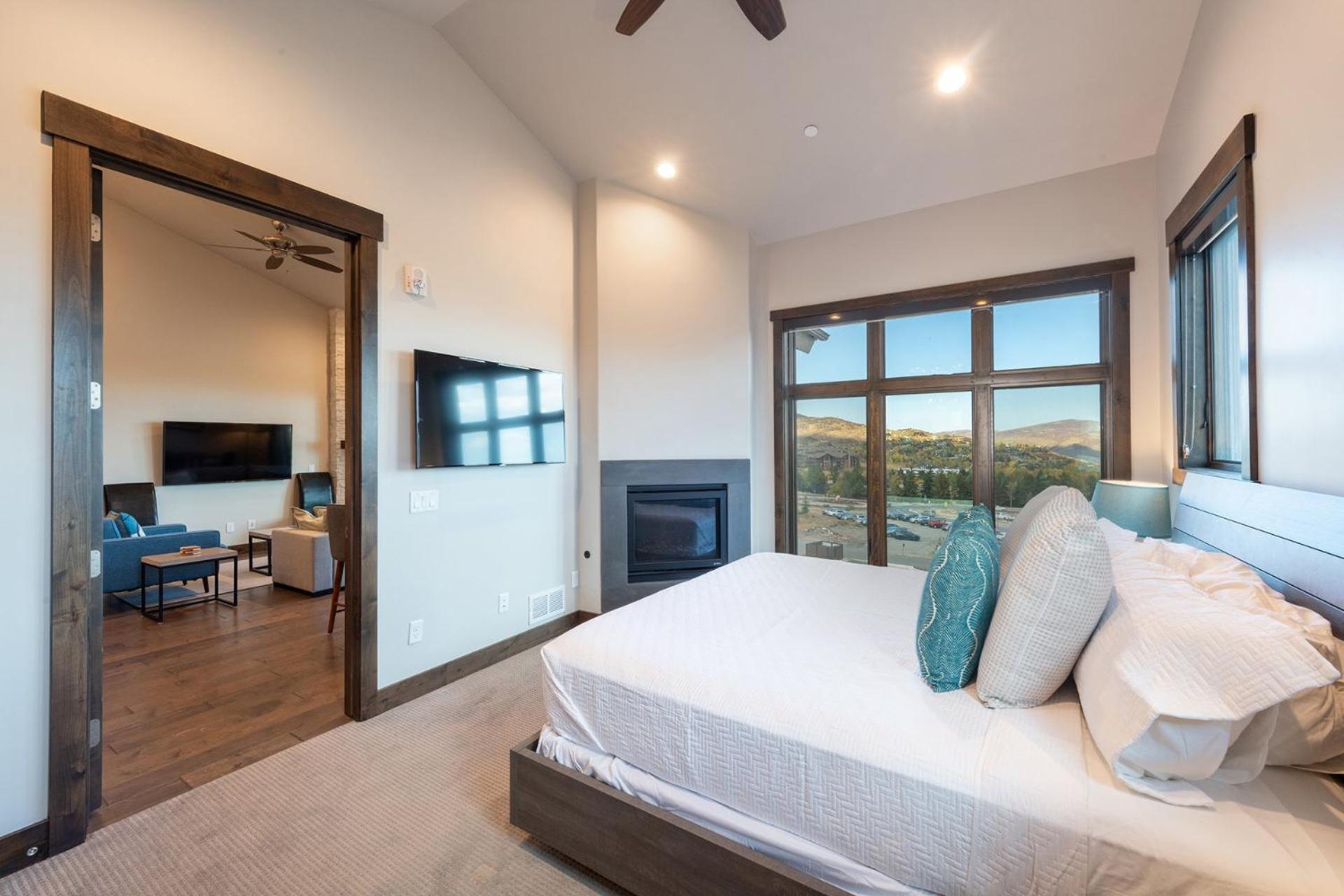 Blackstone Luxury 2Br, Walk To Skiing At Cabriolet, Mountain View, Shared Pool And Hot Tub, Gym Park City Exterior photo