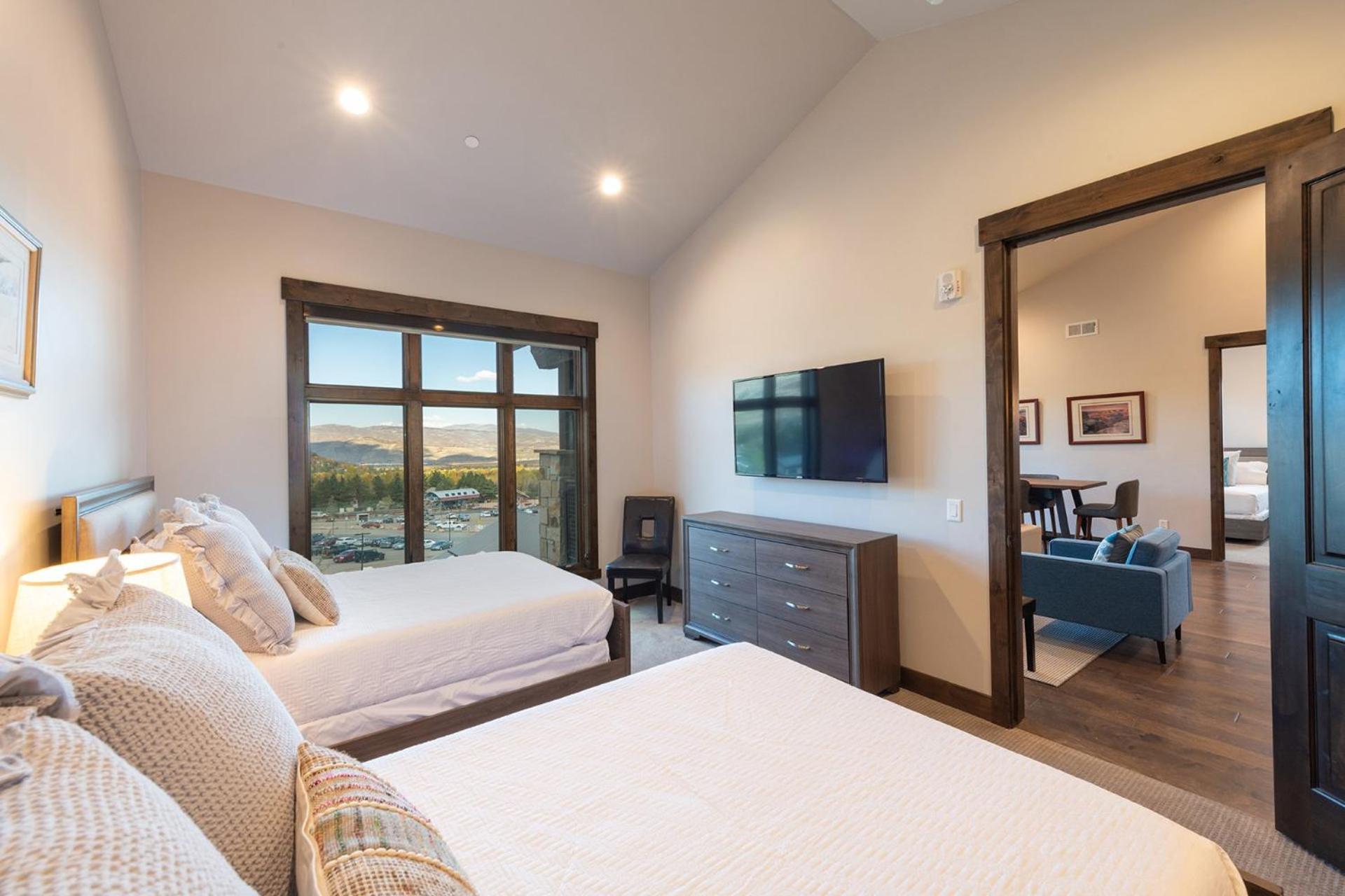 Blackstone Luxury 2Br, Walk To Skiing At Cabriolet, Mountain View, Shared Pool And Hot Tub, Gym Park City Exterior photo